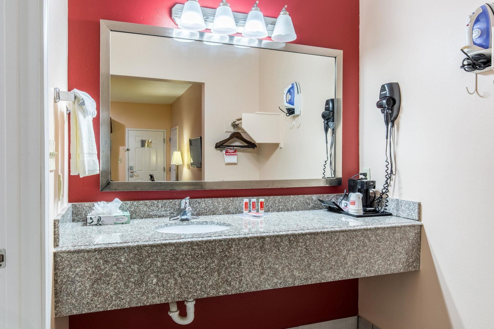 Quality Inn & Suites Bridge City Orange Esterno foto