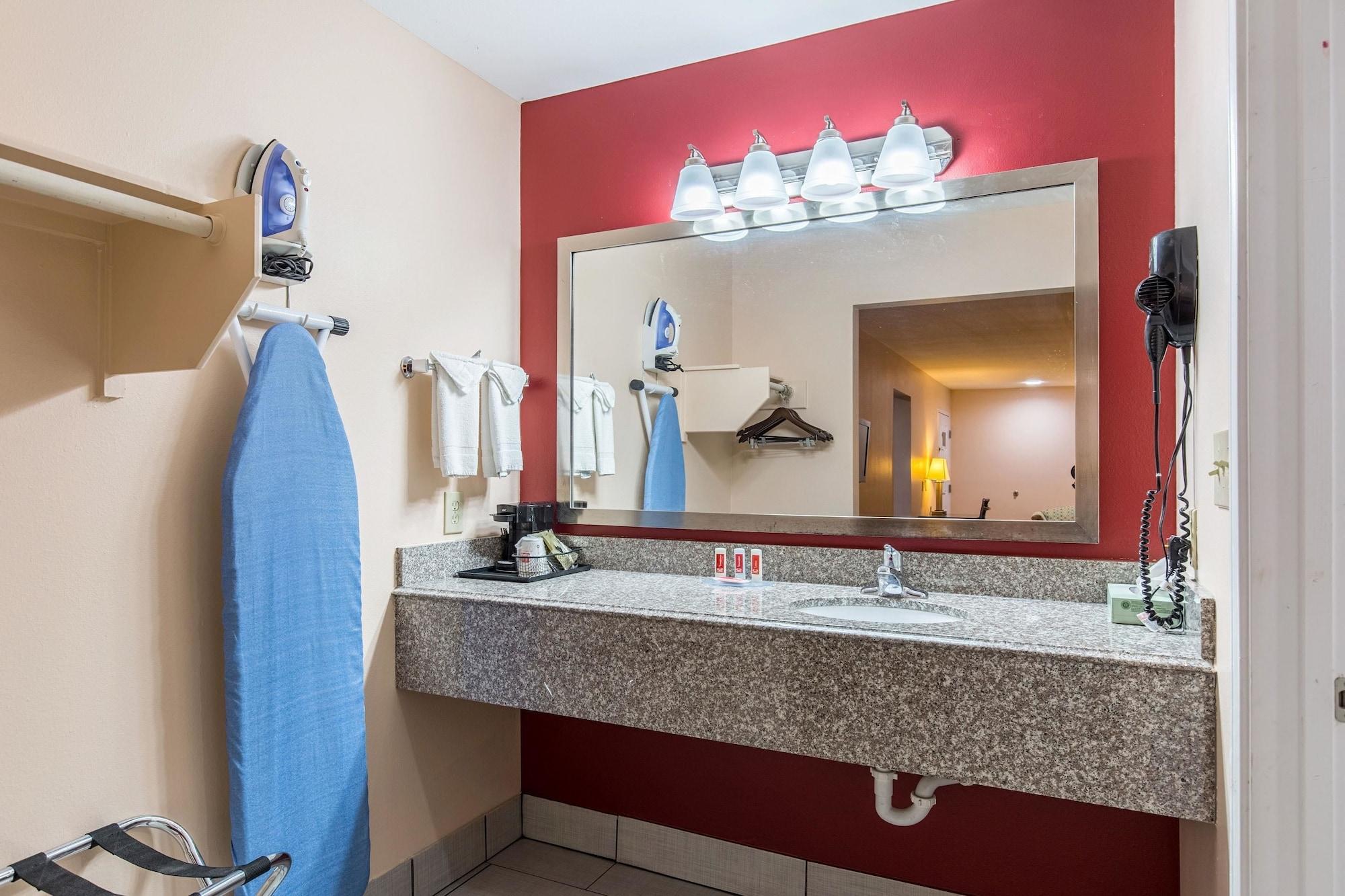Quality Inn & Suites Bridge City Orange Esterno foto