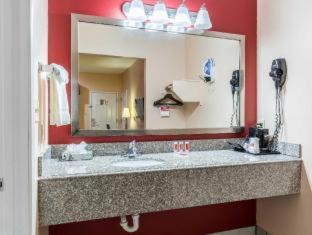 Quality Inn & Suites Bridge City Orange Camera foto