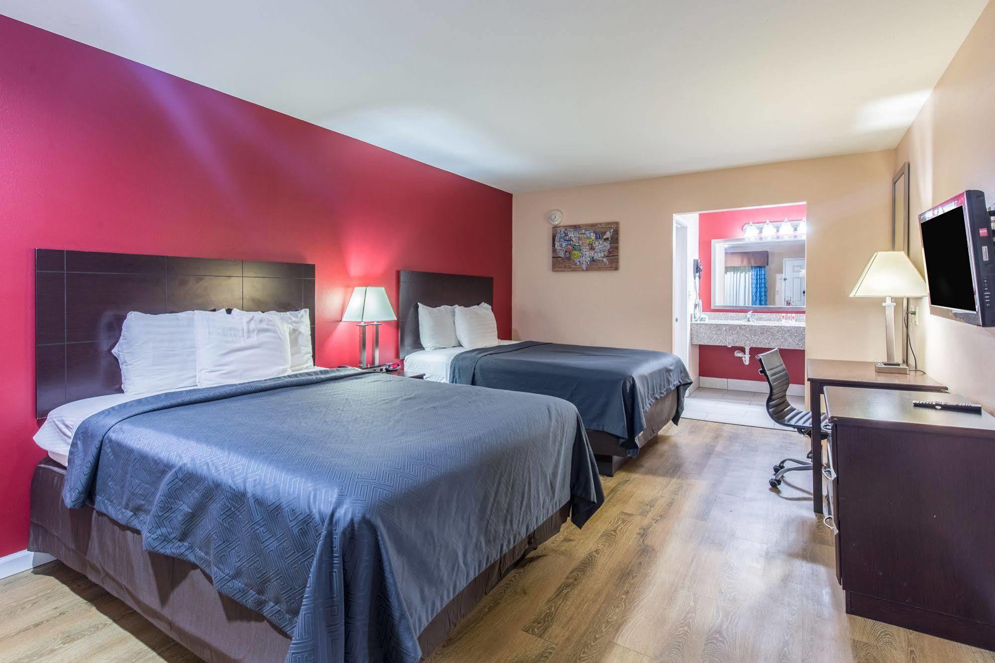 Quality Inn & Suites Bridge City Orange Esterno foto