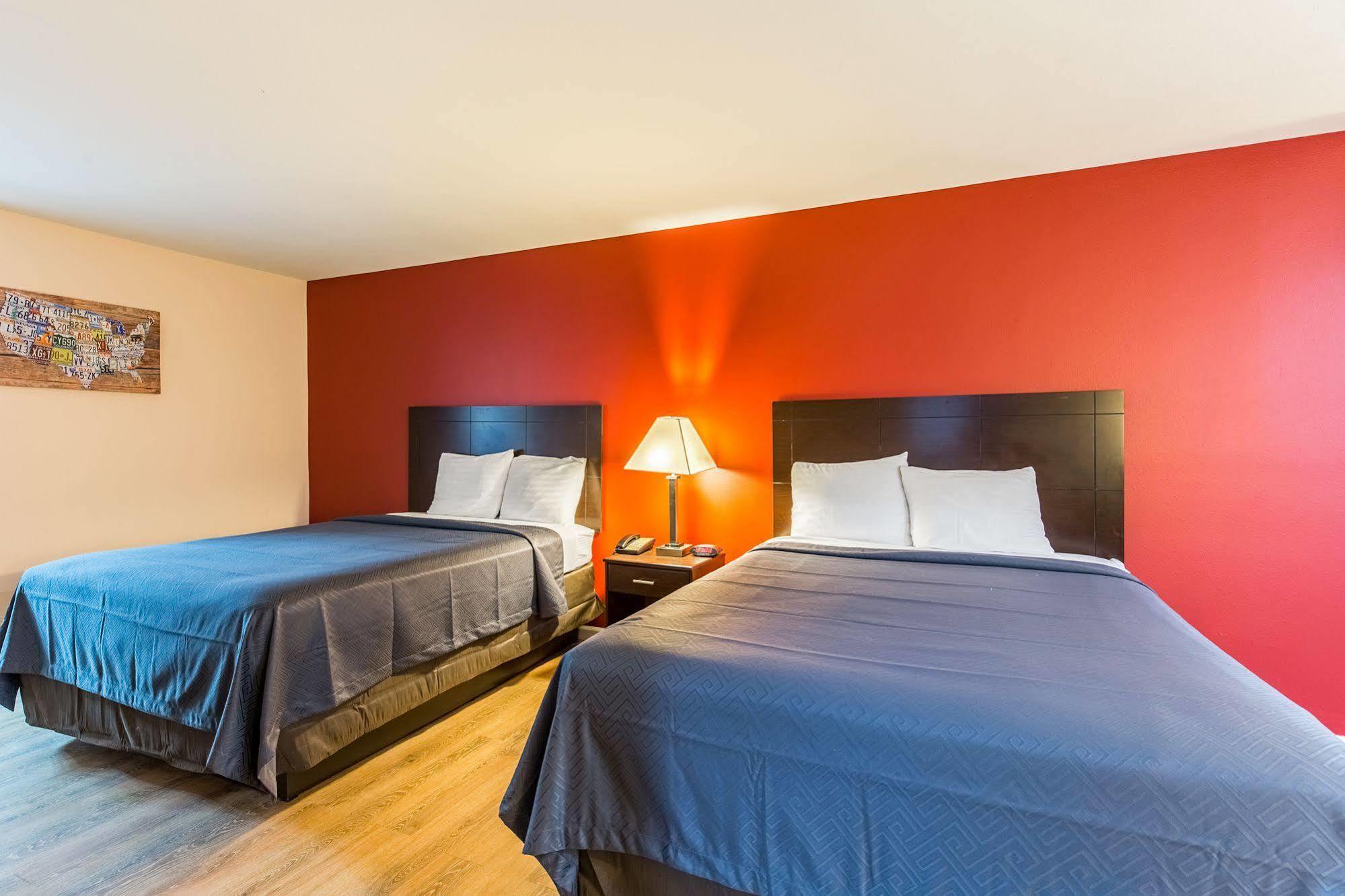 Quality Inn & Suites Bridge City Orange Esterno foto